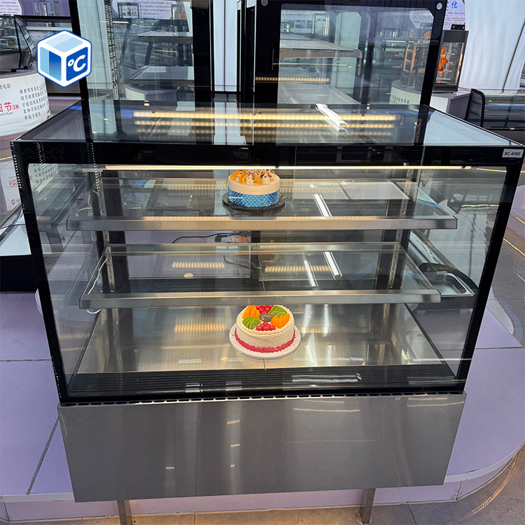 Refrigerador Expositor Comerci - Refrigerated Display Case avaliação e preço